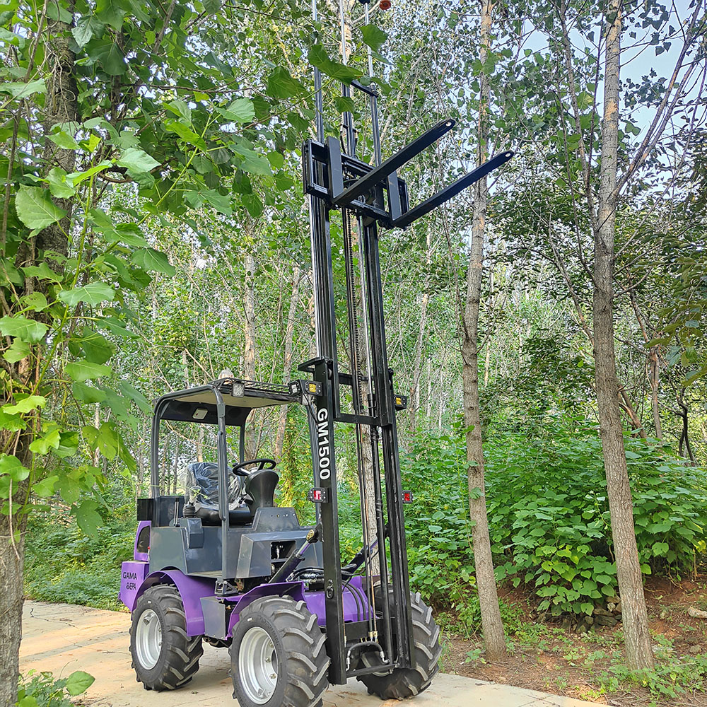 Kubota Engine Euro 5 Tier GM1500 Articulated Mini Forklift with Capacity 1500kgs